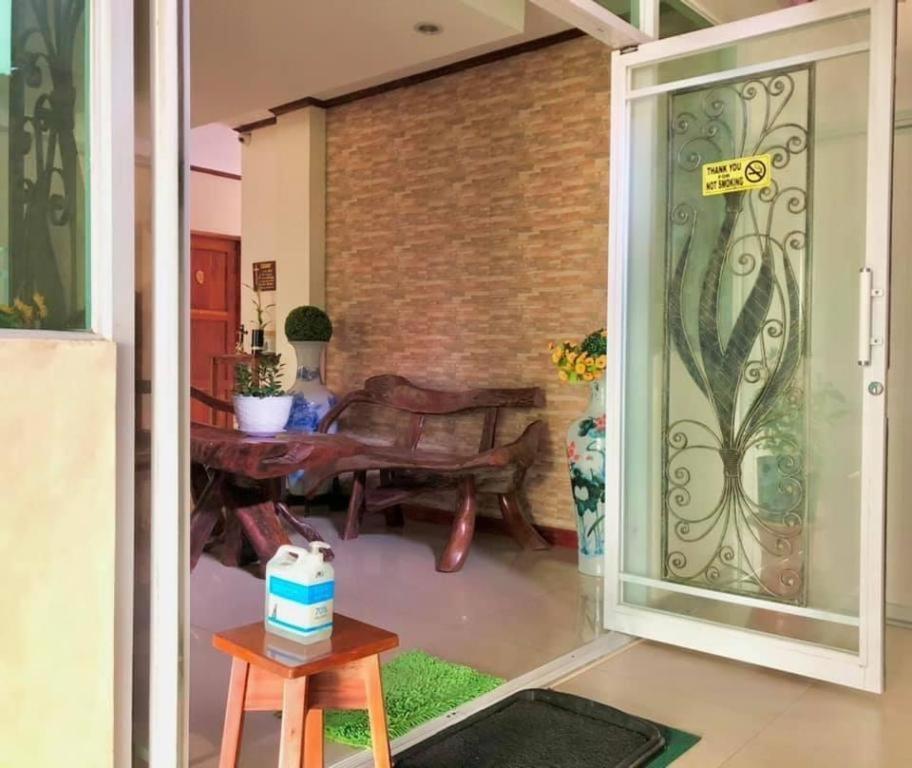 Jm Backpackers Hometel Гимарас Екстериор снимка